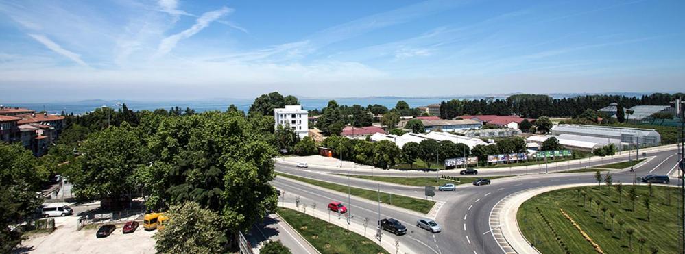 Ramada By Wyndham Yalova Hotel Yalova  Exterior photo