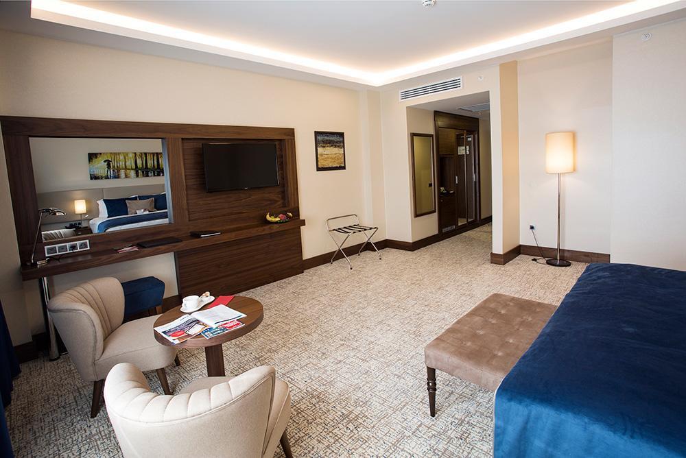 Ramada By Wyndham Yalova Hotel Yalova  Exterior photo